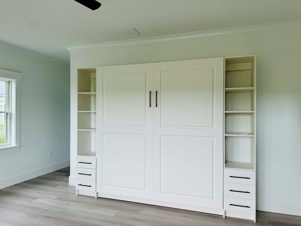 Murphy Bed - King Size!
