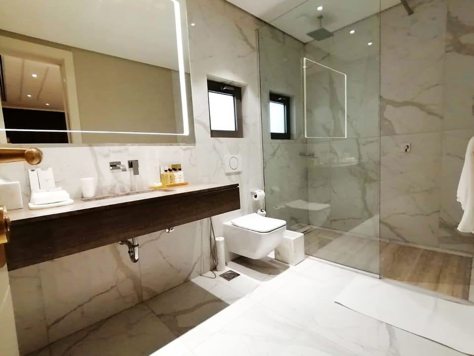 Hair dryer, bathrobes, slippers, bidet