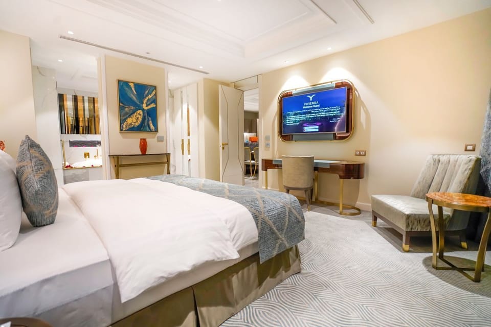 Premium bedding, minibar, in-room safe, blackout drapes