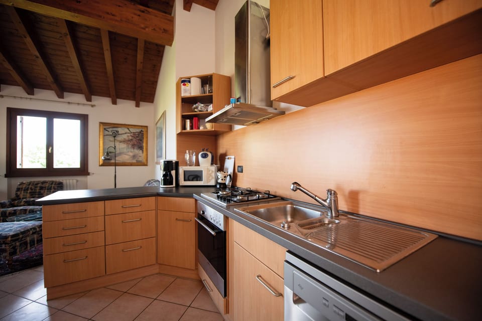 Comfort Apartment | Private kitchen | Fridge, microwave, oven, stovetop