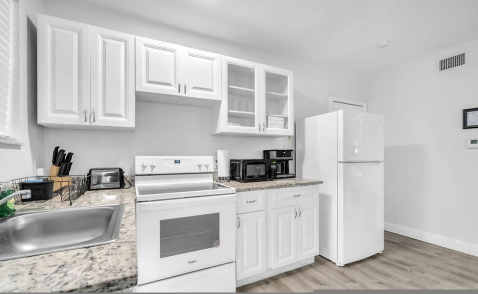 House | 1 bedroom