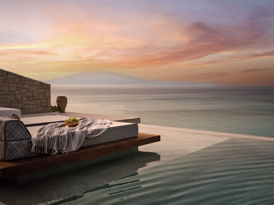 Iconic pool settings overlooking the sea.