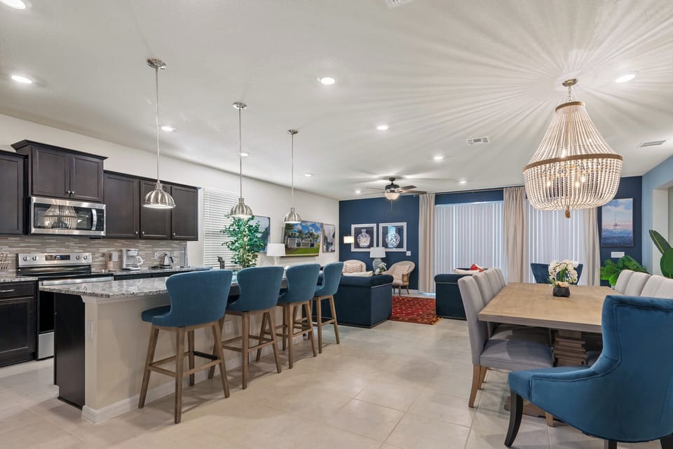 Spacious Downstairs Living Area with Full Size Kitchen and Dining Table