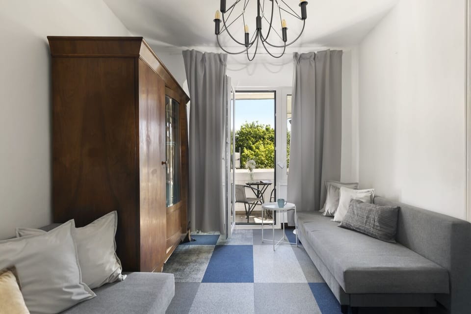 Economy Apartment | 2 bedrooms, iron/ironing board, WiFi (free)