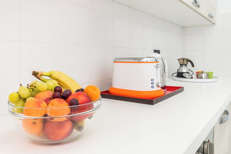Apartment | Private kitchen | Fridge, microwave, oven, stovetop