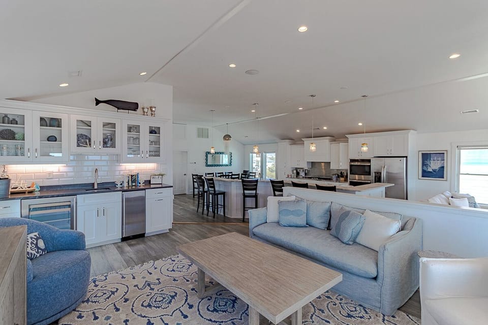 Top Level Living Area