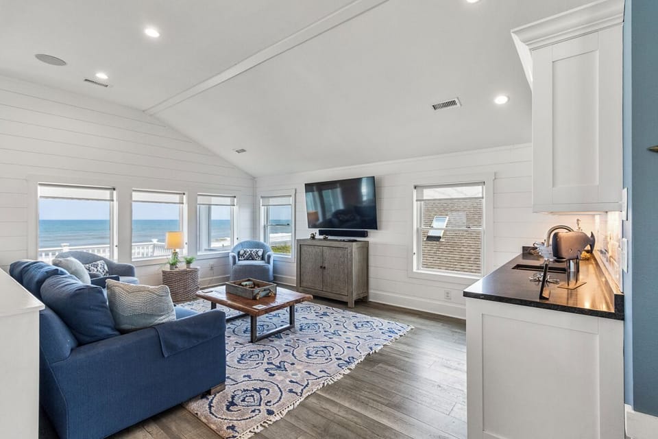 Top Level Living Area