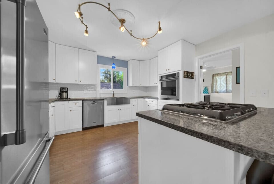 Enjoy spending time with family while preparing dinner at the island seating