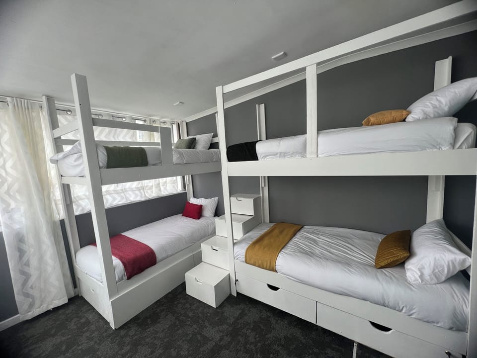 Drakensberg Female Dorm | Iron/ironing board, free WiFi, bed sheets