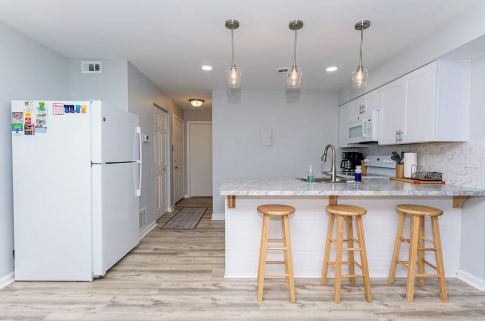 Living room, kitchen, hallway