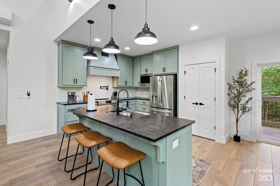 3 seats at the kitchen island