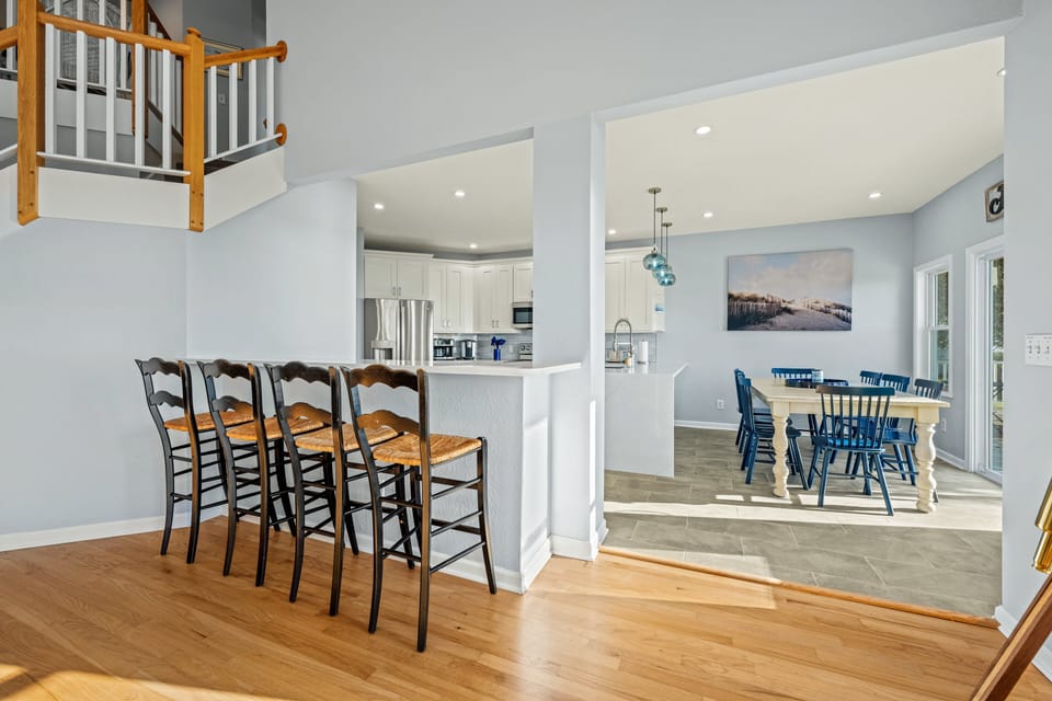 Kitchen Bar Counter - Entry Level