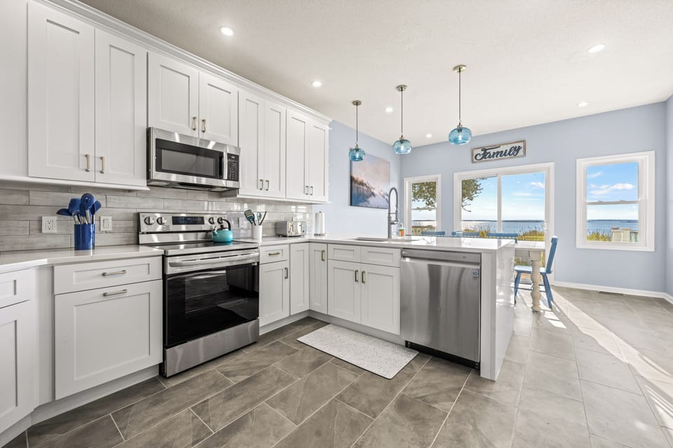 Kitchen - Entry Level