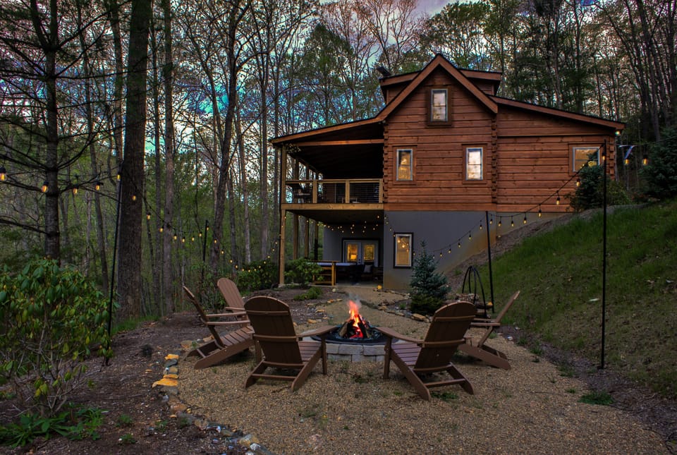 Welcome to Hemlcok Creek Cabin!