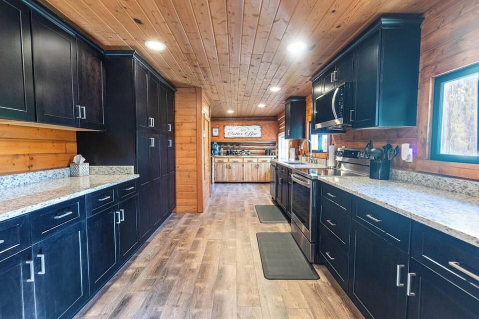 Kitchen (2)