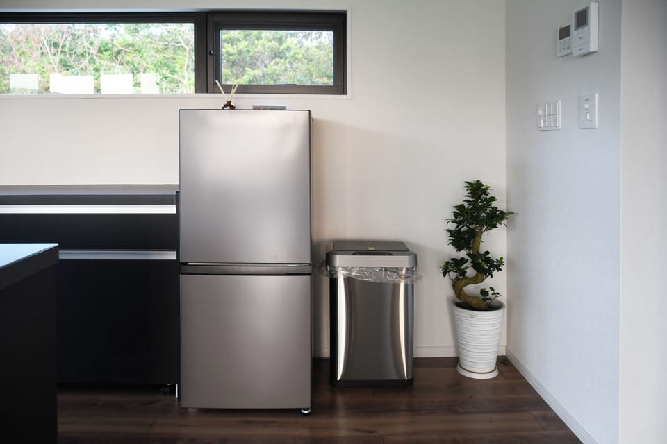 Deluxe Villa, River View | Private kitchen | Electric kettle, toaster, freezer