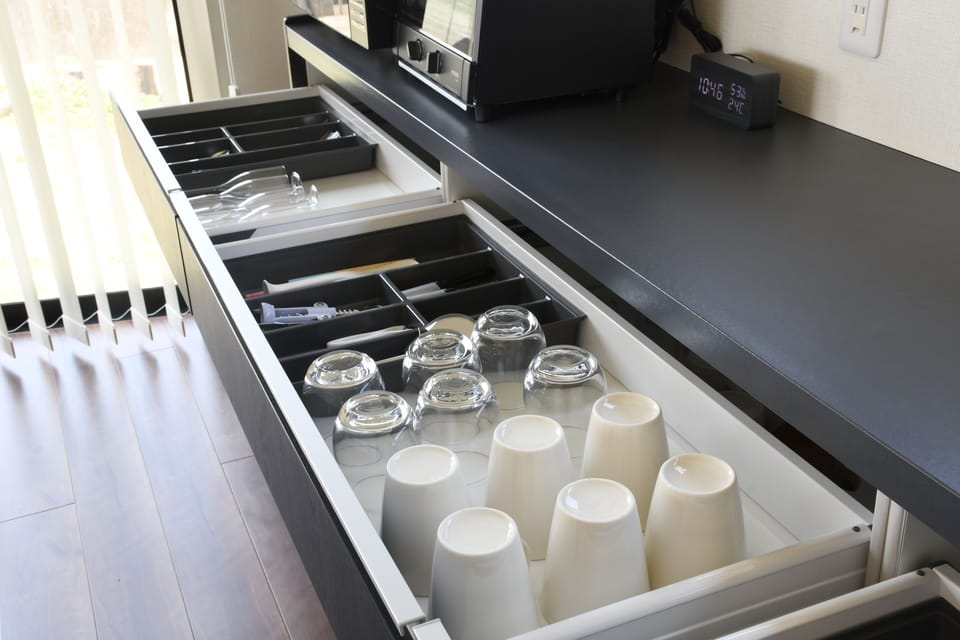 Deluxe Villa, River View | Private kitchen | Electric kettle, toaster, freezer