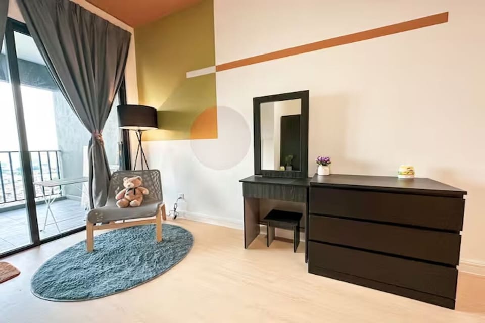 Studio, Balcony | Living area