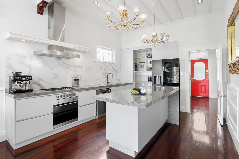 Five Bedroom Townhome | Private kitchen | Full-size fridge, microwave, oven, stovetop