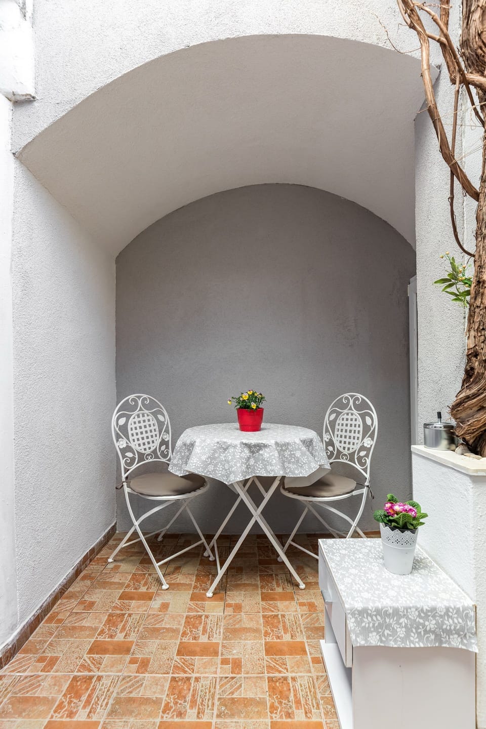 Studio (Studio Apartment) | Interior