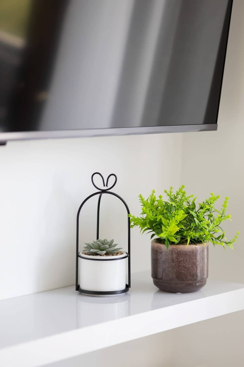 Decorative elements.