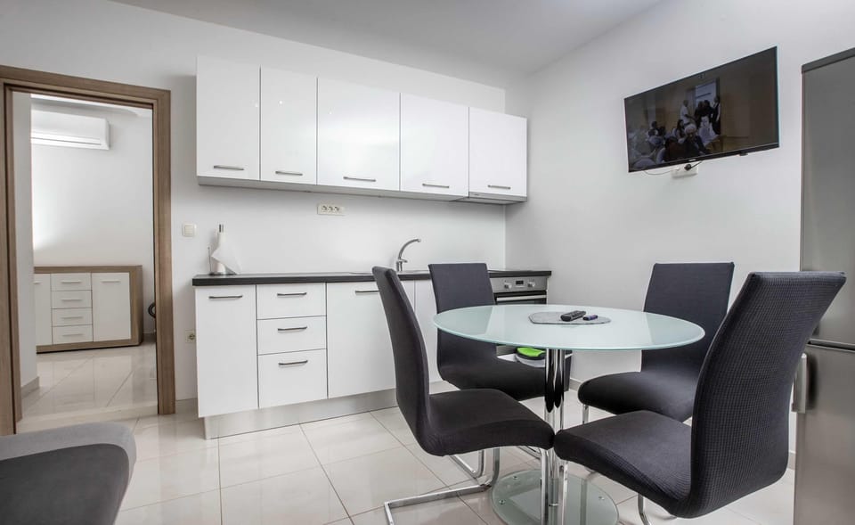 Apartment (Apartment Villa Andelka- Three Bedroo) | Private kitchen | Fridge