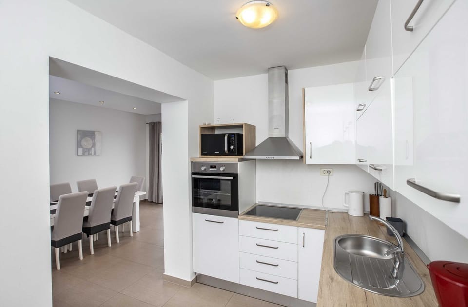 Apartment (Apartment Villa Andelka- Three Bedroo) | Private kitchen | Fridge