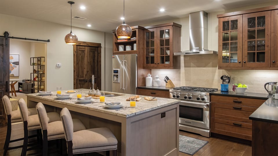 Kitchen, Main Level