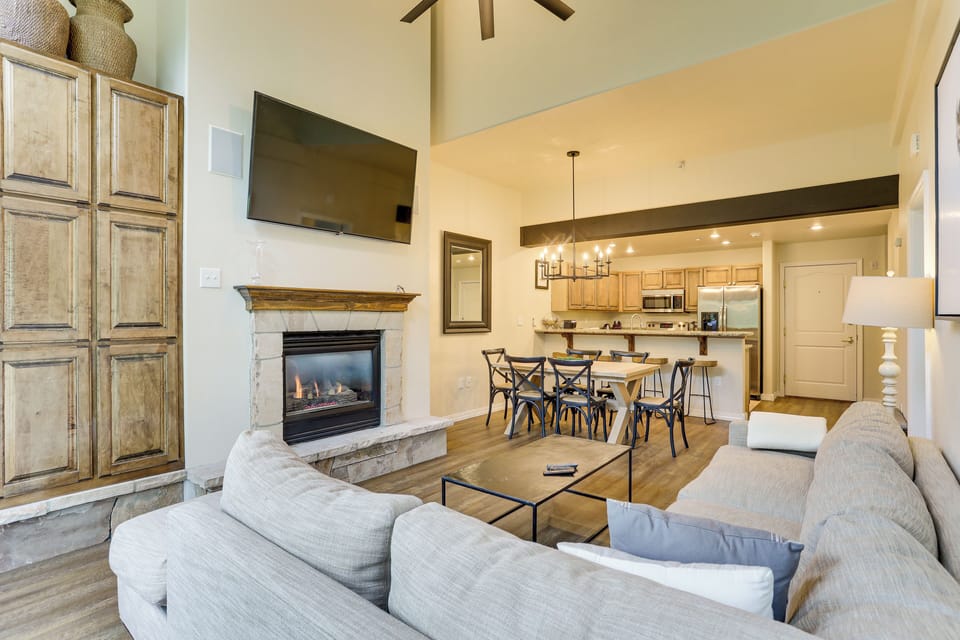Apartment (2 Bedrooms) | Front of property