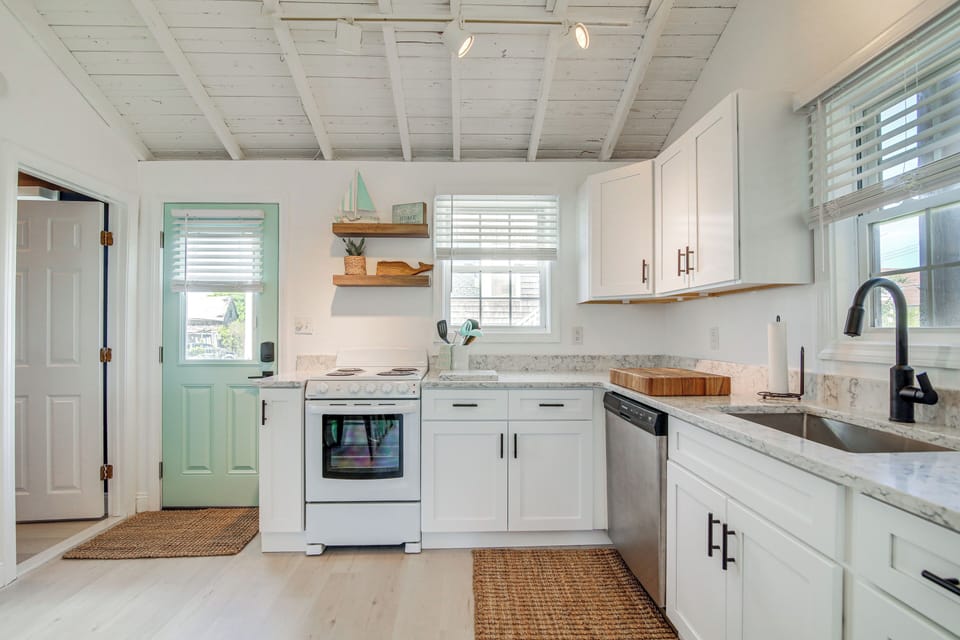 Cottage (2 Bedrooms) | Interior