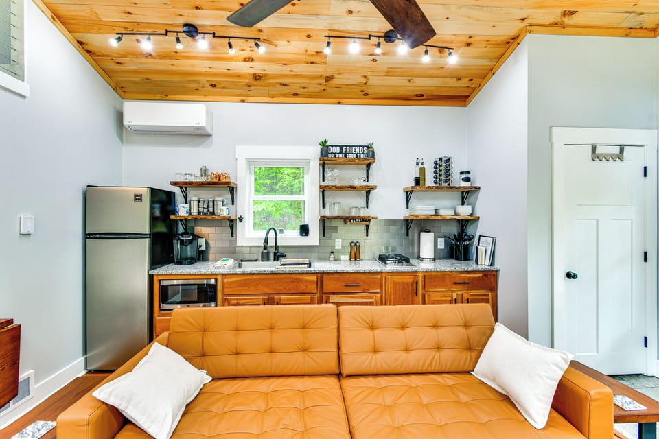 House (1 Bedroom) | Interior