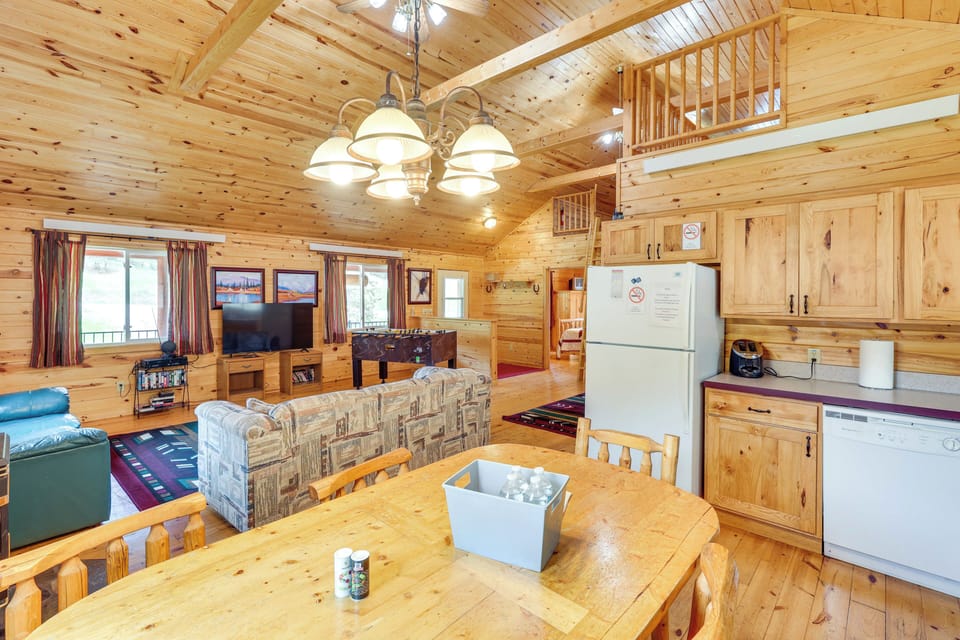 House (2 Bedrooms) | Interior