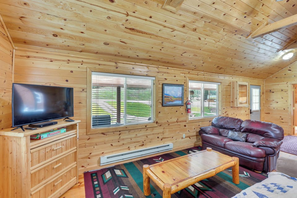 House (2 Bedrooms) | Interior