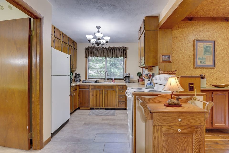 House (2 Bedrooms) | Interior