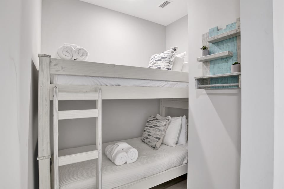 Experience dreamy nights in this stunning bunk bed