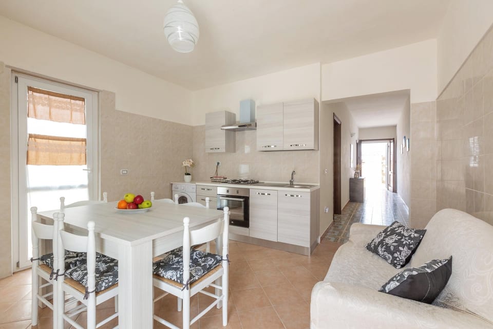Villa | Dining room