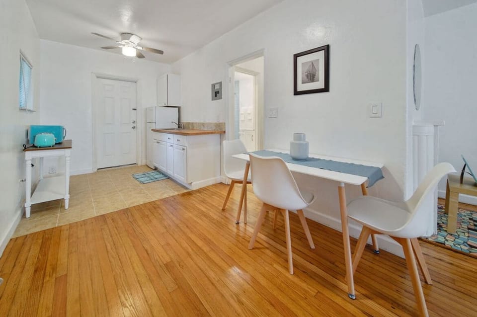 Deluxe Double Room #5 | Individually decorated, individually furnished, desk, laptop workspace