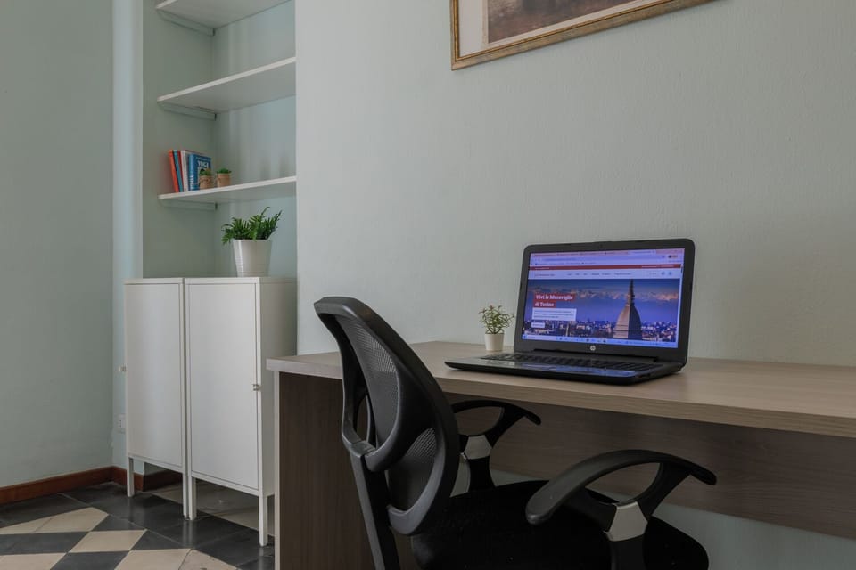 Apartment | 2 bedrooms, laptop workspace, iron/ironing board, cribs/infant beds