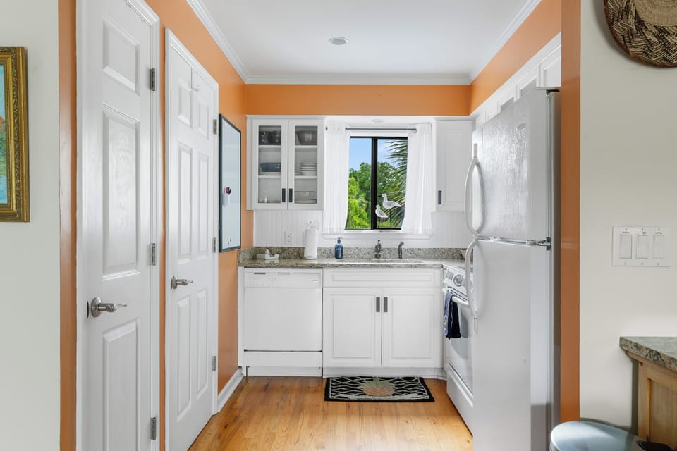 Seabrook Marsh Views | Amenity Card! | Pool Access