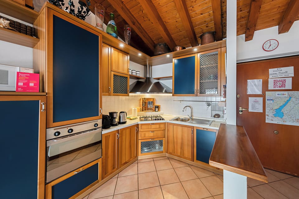 Apartment | Private kitchen | Fridge, microwave, oven, stovetop
