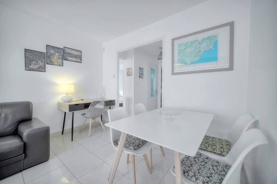 Table à manger + bureau