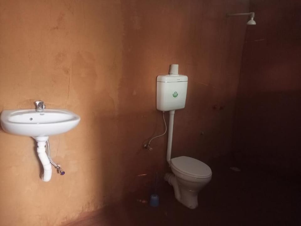 Standard Double or Twin Room, Balcony, Park View | Bathroom | Slippers, bidet, towels, soap
