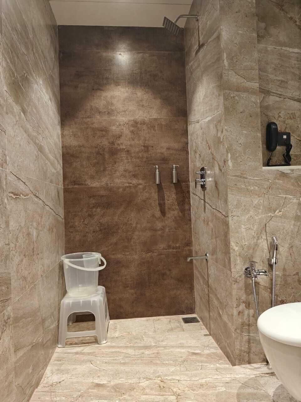 Comfort Room, City View | Bathroom | Free toiletries