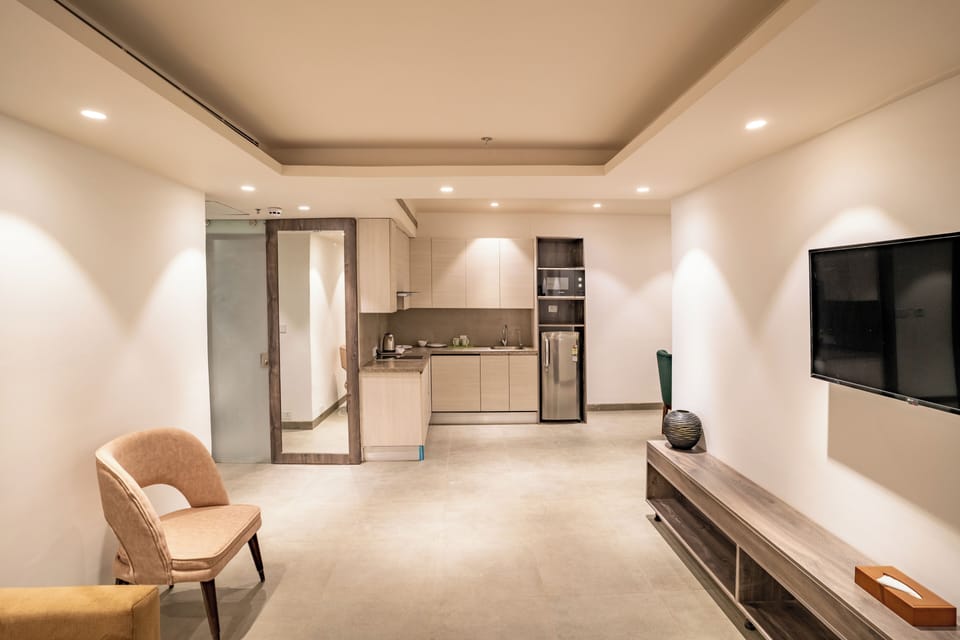 Executive Suite | Living area