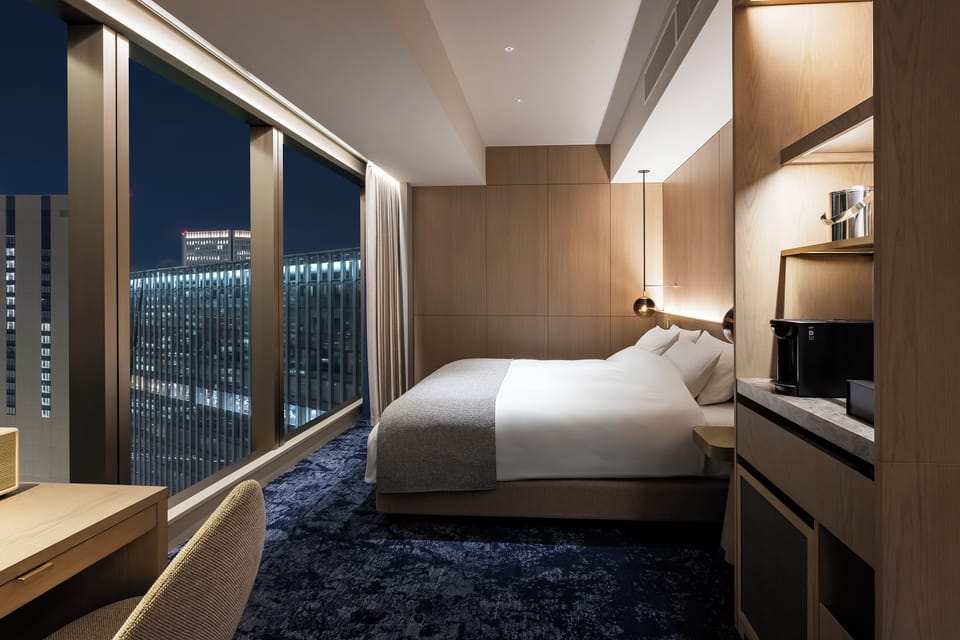 [Club Floor] Club Deluxe Double | Free WiFi, bed sheets