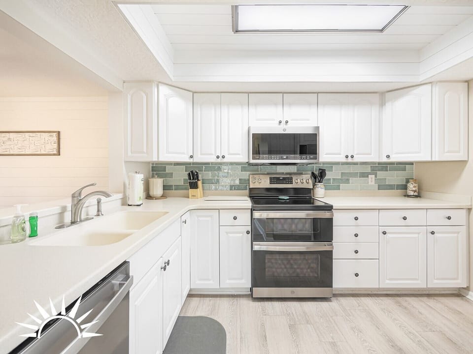 kitchen - 2nd floor