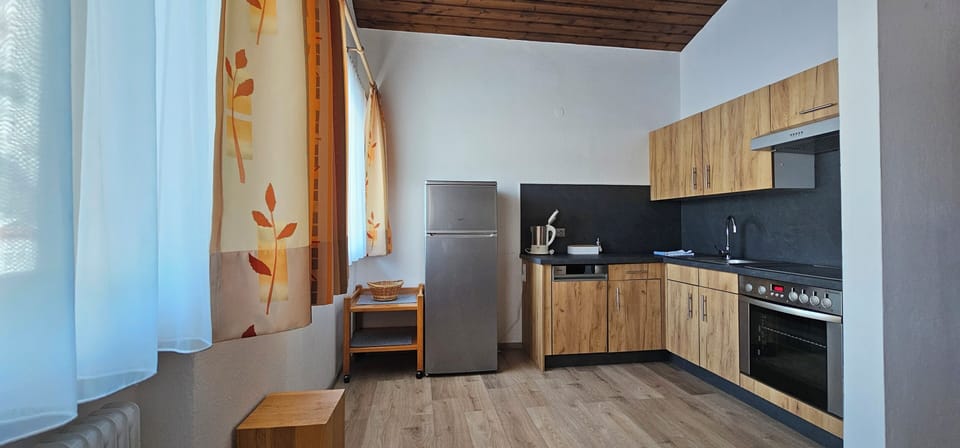 Comfort Apartment, 1 Bedroom, Mountain View | Private kitchen