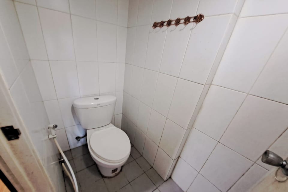 Deluxe Double Room | Bathroom | Shower, soap