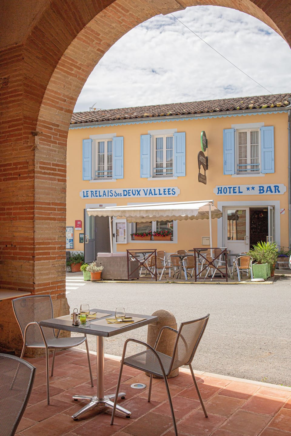 Hotel Le Relais Des Deux Vallees Hotel in Occitanie