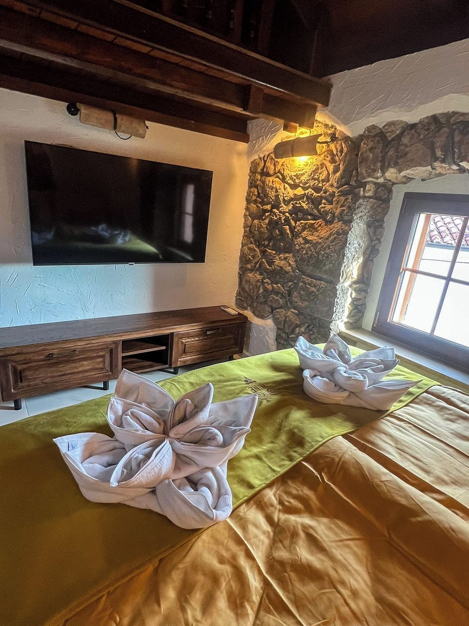 Exclusive House, City View | 2 bedrooms, soundproofing, free WiFi